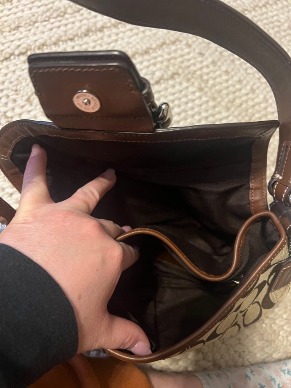 COACH soho buckle shoulder bag - Picture 6 of 8